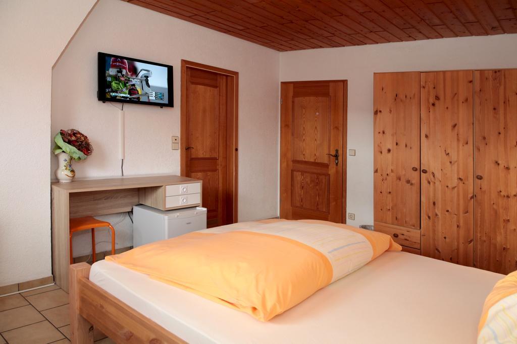 Pension La Cascina ทุทลิงเงน ภายนอก รูปภาพ